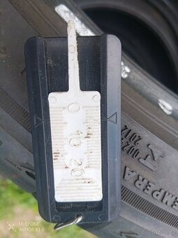 Letní pneu Bridgestone 225 40 18