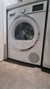 Sušička Siemens WT47XEH0CS