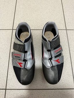 Silniční tretry Diadora