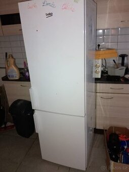 Prodám lednici značky Beko