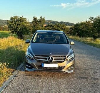 Mercedes-Benz B 200 1.6 T 115 kW 7st automat