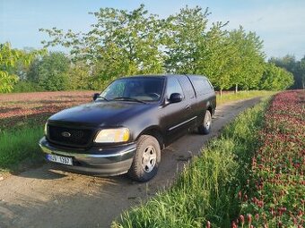 Ford f150 XLT V6 4,2L Essex r.v.2002(do 8.6. zamluveno)