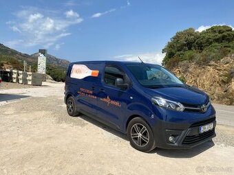 TOYOTA PROACE VAN