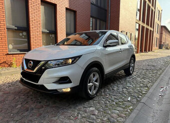 Nissan Qashqai 1.3 DIG-T 140k Acenta Biela