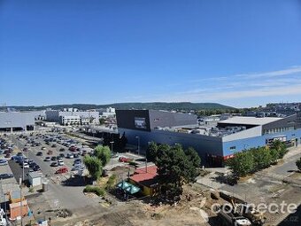 Pronájem bytu 3+1, 84 m, 2 lodžie, sklep  Mladá Boleslav