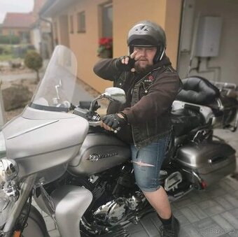 Royal Stár Venture1300
