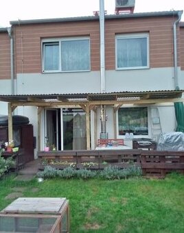 Přímý majitel prodá novostavbu rodinného domu v Buštěhradu