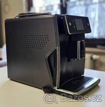 Kavovar Saeco Xelsis SM7786
