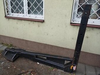 Rameno na vysokozdvižný vozík