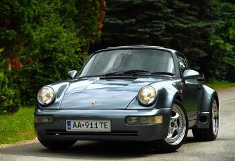 Porsche 911 COUPE 3.0i SC,Manual,G-Model (964 Turbo Look)