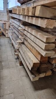 Dřevěné hranoly (nehoblované)