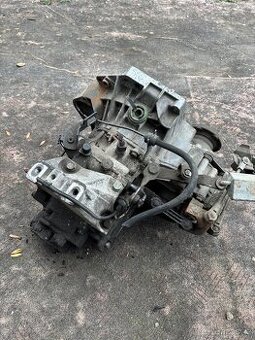 VW Golf IV-Převodovka DUU 1.6i
