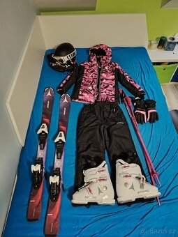 Kompletní dětská lyžařská výbava Atomic vel. 128-134