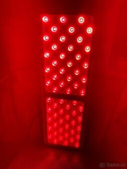 Terapie červeným světlem - panel Mito Light Expert