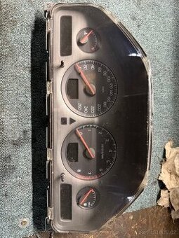 Přístrojová deska Volvo 9459821 (Přístrojové desky, displej)