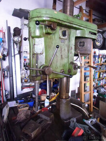 Vrtačka VS 20, vč.orig.stolu 200x80cm s drážkami.