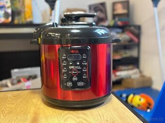 Elektrický tlakový hrnec Avair Ella 6 Lux