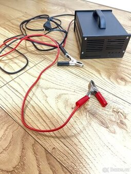 Nabíječka autobaterií 24 V