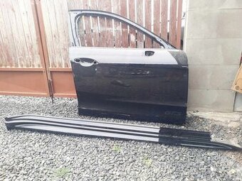 porsche panamera boční přední pravé dveře s prahem