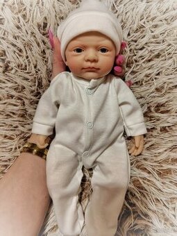 Silikonová panenka miminko