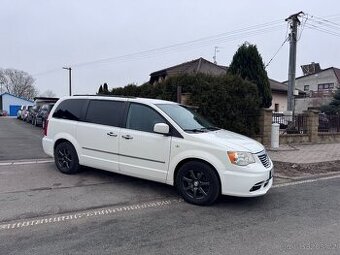 Lancia Voyager 3,6 DVD Gold RT Nový model 2012