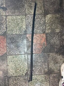 Pravé zadní vnější stírací těsnění okna Škoda Fabia 3 combi