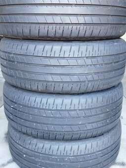 Letní 225/45 R19 96W Bridgestone Turanza T005