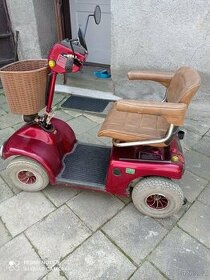 Elektrická invalidní čtyřkolka-vozík  Shoprider