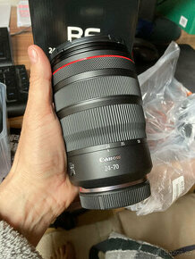 Canon RF 24-70 f/2.8 L IS USM - 1