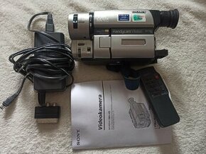 Videokamera Sony CCD-TRV65