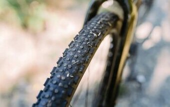 pláště SCHWALBE G - ONE 28 x 1,5