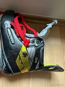 Bauer Supreme, vel 5 tuhost 2. 2 sezony nošené