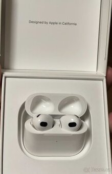 Apple Airpods (3rd gen.) Lightning port case - 1800czk