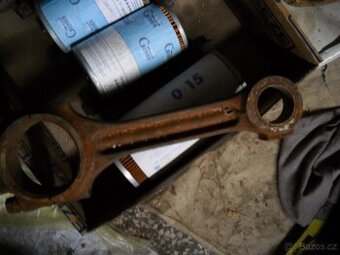 motor IFA ojnice - 1