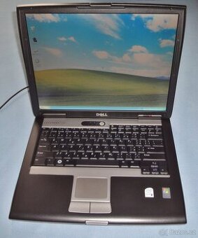 Dell Latitude D520 s adaptérem