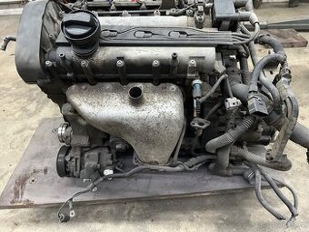 Plně funkční motor AUB - 1