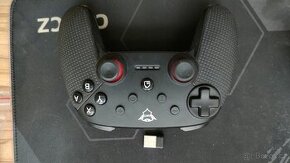 TRUST ovládač na xbox/win