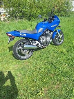 Yamaha XJ600