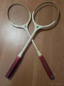 Starožitné badmintonové rakety Artis - 1