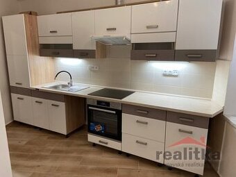 Pronájem bytu 2+1, 59 m2, Opava, ul. Nákladní