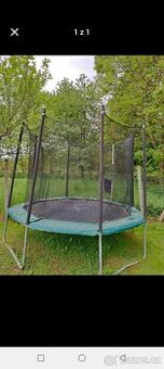 Trampolína