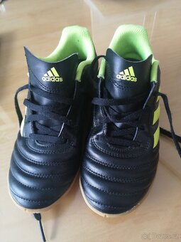 Sálovky adidas vel. 35