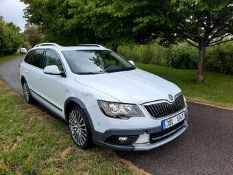 Škoda superb Laurin a Klement 2,0 tdi 125kw r.v 2015 čr - 1