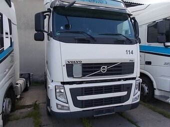 Tahač návěsů VOLVO FH