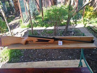 Vzduchovka Slavia 631, vz. 77