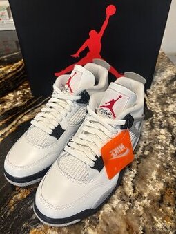Nike Jordan 4 retro white cement
