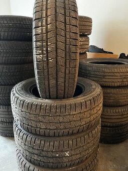 Prodam 4x zimni pneu-235/65 R16C