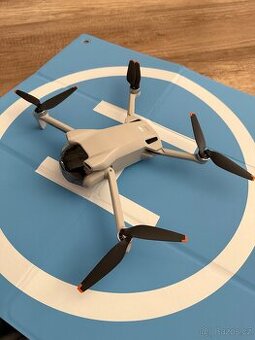 Dron DJI mini 3
