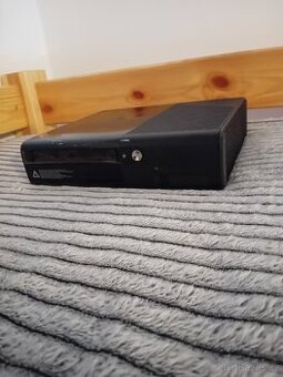 Xbox 360 herní konzole