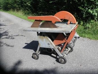 cirkulárka s kolíbkou